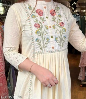 Cream embroidered floral kurta close view